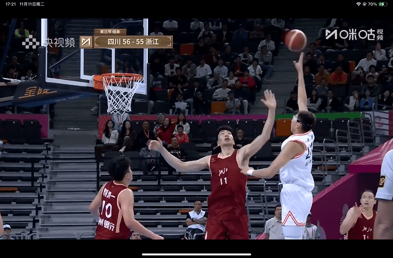 四川队险胜吉林队，周琦状态火热